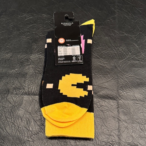 Pac-Man Black and Yellow Crew Socks, NEW - Picture 3 of 4